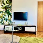 Boutique Mit Balkon *