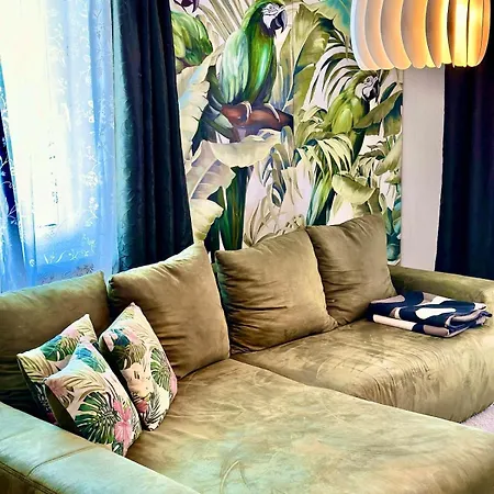 Boutique Mit Balkon לאוטראך