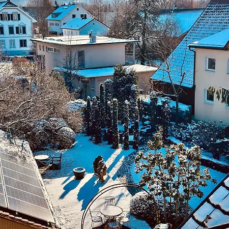Boutique Mit Balkon